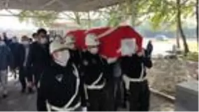 Kazada hayatını kaybeden Osmaniyeli polis toprağa verildi Kazada hayatını kaybeden Osmaniyeli polis toprağa verildi