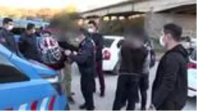 KIRKLARELİ - Hırsızlık şüphelileri, araçları arıza yapınca yakalandı KIRKLARELİ - Hırsızlık şüphelileri, araçları arıza yapınca yakalandı