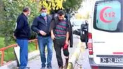 Minibüs şoförlerinin '3 dakika erken geldin' kavgası kanlı bitti Minibüs şoförlerinin '3 dakika erken geldin' kavgası kanlı bitti