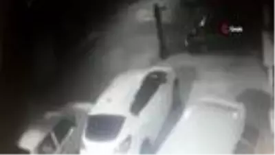 Otomobili vurdurup çalan hırsızlar yakıtı bitince vites topuzunu alıp kaçtı Otomobili vurdurup çalan hırsızlar yakıtı bitince vites topuzunu alıp kaçtı