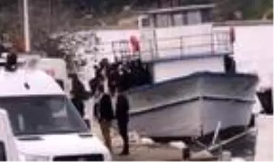 Sinop açıklarında, teknede 85 kaçak göçmen yakalandı Sinop açıklarında, teknede 85 kaçak göçmen yakalandı