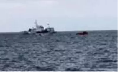 Sinop açıklarında, teknede 85 kaçak göçmen yakalandı Sinop açıklarında, teknede 85 kaçak göçmen yakalandı