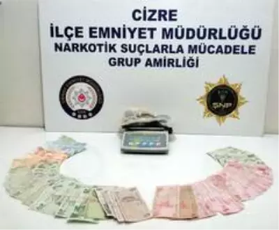 Şırnak'ta kaçakçılık operasyonu: 47 gözaltı Şırnak'ta kaçakçılık operasyonu: 47 gözaltı