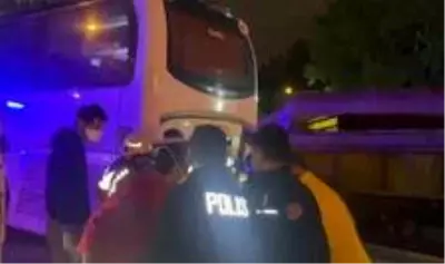 Son dakika haber... Şişli'de kamyonet sürücüsünün hayatını kaybettiği feci kaza kamerada Son dakika haber... Şişli'de kamyonet sürücüsünün hayatını kaybettiği feci kaza kamerada