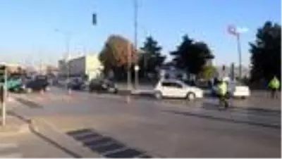 Şüpheli iki çanta fünyeyle patlatıldı