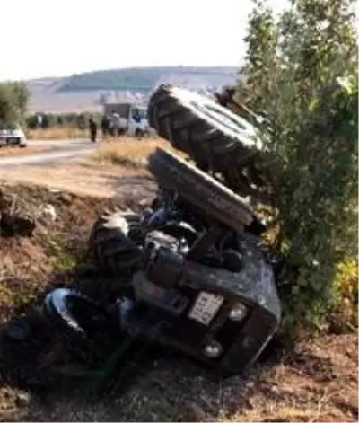 Traktör devrildi: 1 ölü Traktör devrildi: 1 ölü