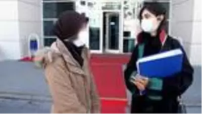 Uzaklaştırma kararı bulunan eşini bıçaklayıp eşarpla boğmaya çalışan sanığa 16 yıl 9 ay hapis Uzaklaştırma kararı bulunan eşini bıçaklayıp eşarpla boğmaya çalışan sanığa 16 yıl 9 ay hapis