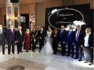 Vali yardımcısı aşiret liderine damat oldu Vali yardımcısı aşiret liderine damat oldu