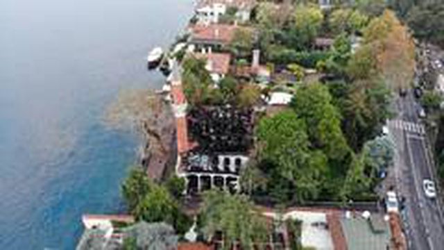 Yanan Vaniköy Camii'nin son hali havadan görüntülendi Yanan Vaniköy Camii'nin son hali havadan görüntülendi