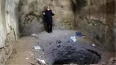 160 yıllık topçu kulesi definecilerin saldırısına uğradı 160 yıllık topçu kulesi definecilerin saldırısına uğradı