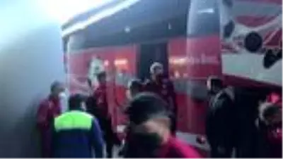 A Milli Futbol Takımı, Budapeşte'ye gitti A Milli Futbol Takımı, Budapeşte'ye gitti