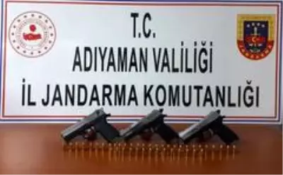 Son Dakika | Adıyaman'da ruhsatsız tabanca ele geçirildi Son Dakika | Adıyaman'da ruhsatsız tabanca ele geçirildi