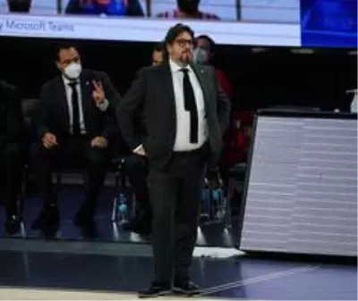 Andrea Trinchieri: 'Son çeyrekte iyi oynadık' Andrea Trinchieri: 'Son çeyrekte iyi oynadık'