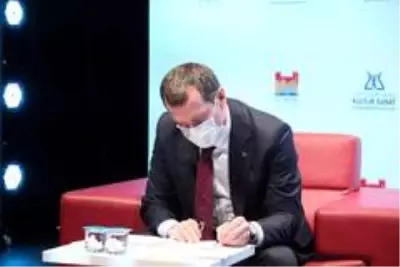 Başkan Arısoy canlı yayında soruları yanıtladı Başkan Arısoy canlı yayında soruları yanıtladı
