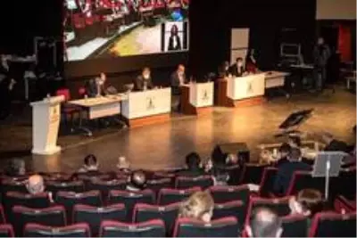 Başkan Soyer'den korona virüs salgını için önlem çağrısı Başkan Soyer'den korona virüs salgını için önlem çağrısı