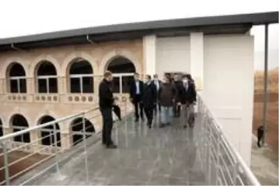 Başkan Vekili Aslan belediye çalışmalarını inceledi Başkan Vekili Aslan belediye çalışmalarını inceledi