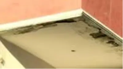 Büyükçekmece'de risk taşıyan 13 bina yıkılıyor Büyükçekmece'de risk taşıyan 13 bina yıkılıyor