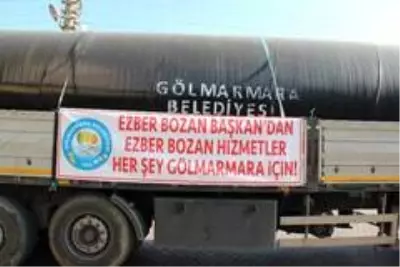 Dev borularla bando eşliğinde şehir turu Dev borularla bando eşliğinde şehir turu
