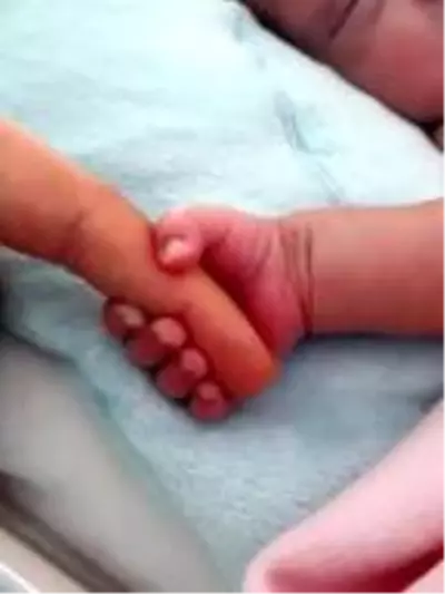Erken doğan bebeklerin videosu Avrupa'da ödül aldı Erken doğan bebeklerin videosu Avrupa'da ödül aldı