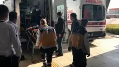- Elazığ'da araçlar kafa kafaya çarpıştı: 1 çocuk öldü, 7 kişi yaralandı - Elazığ'da araçlar kafa kafaya çarpıştı: 1 çocuk öldü, 7 kişi yaralandı