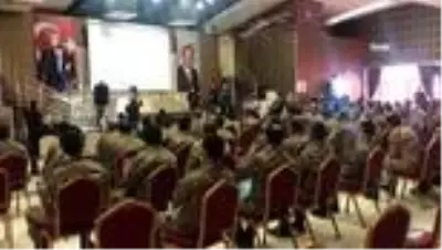 Erzincan'da 'Güvenlik Korucuları Hizmet İçi Eğitim' programı düzenlendi Erzincan'da 'Güvenlik Korucuları Hizmet İçi Eğitim' programı düzenlendi