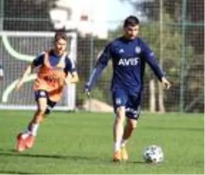 Fenerbahçe'de Gençlerbirliği maçı hazırlıkları sürüyor Fenerbahçe'de Gençlerbirliği maçı hazırlıkları sürüyor