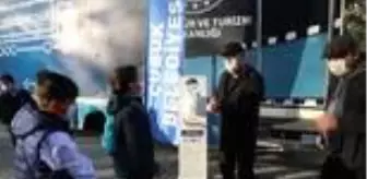 Çavundur: 'Gezen Sinema Tırı' hem hijyen kurallarını öğretiyor hem sinema keyfi yaşatıyor Çavundur: 'Gezen Sinema Tırı' hem hijyen kurallarını öğretiyor hem sinema keyfi yaşatıyor