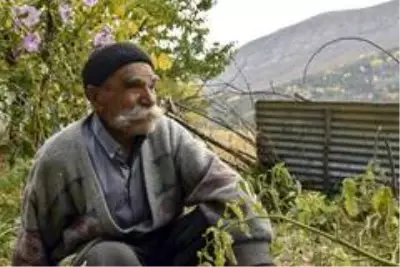 Gönül gözüyle köyünü cennete çevirdi Gönül gözüyle köyünü cennete çevirdi