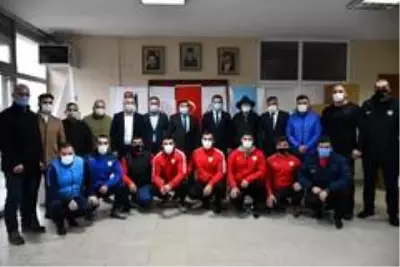 Güreş kulüplerine malzeme desteği Güreş kulüplerine malzeme desteği