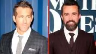 İki Hollywood aktörü Ryan Reynolds ve Rob McElhenney Wrexham'ı satın alıyor İki Hollywood aktörü Ryan Reynolds ve Rob McElhenney Wrexham'ı satın alıyor