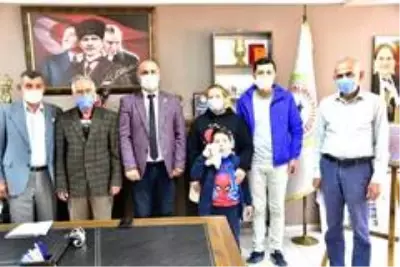 İncirliovalı depremzede aileye yardım eli İncirliovalı depremzede aileye yardım eli