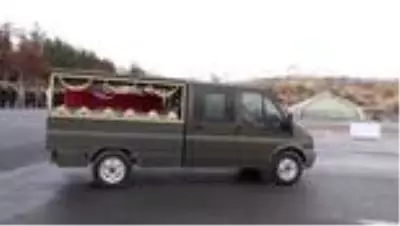Irak sınır hattında şehit olan asker için tören düzenlendi Irak sınır hattında şehit olan asker için tören düzenlendi