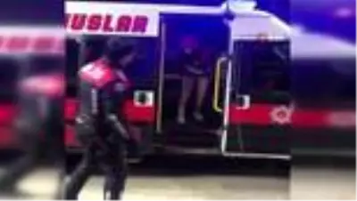 İzinsiz çalışan 8 yabancı uyruklu kadın yakalandı İzinsiz çalışan 8 yabancı uyruklu kadın yakalandı