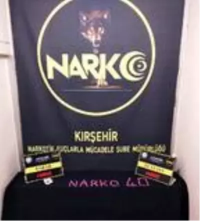 Kırşehir'de uyuşturucu ticaretine 3 tutuklama Kırşehir'de uyuşturucu ticaretine 3 tutuklama