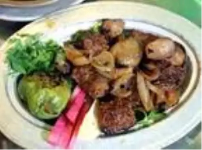 Kış hastalıklarının ilacı, soğan kebabı sezonu başladı Kış hastalıklarının ilacı, soğan kebabı sezonu başladı