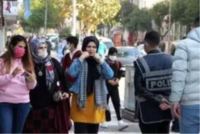 Manisa polisinden sesli droneli maske denetimi Manisa polisinden sesli droneli maske denetimi