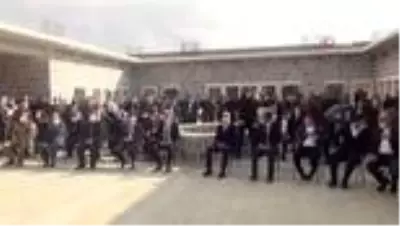 - Şırnak'ta teröristlerin yıktığı tarihi yapılar yeniden inşa ediliyor - Şırnak'ta teröristlerin yıktığı tarihi yapılar yeniden inşa ediliyor