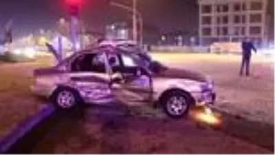 Trafik kazası: 3 yaralı Trafik kazası: 3 yaralı