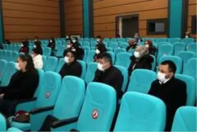 'Ülkemizin geleceğine rehberlik ediyorsunuz' 'Ülkemizin geleceğine rehberlik ediyorsunuz'