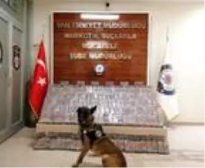 Van'da 205 kilo eroin ele geçirildi Van'da 205 kilo eroin ele geçirildi