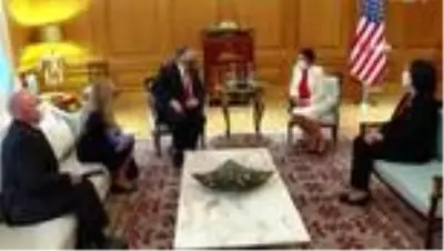 - ABD Dışişleri Bakanı Pompeo, Gürcistan'da temaslarına başladı- Pompeo, Gürcistan Cumhurbaşkanı Zurabişvili ile görüştü - ABD Dışişleri Bakanı Pompeo, Gürcistan'da temaslarına başladı- Pompeo, Gürcistan Cumhurbaşkanı Zurabişvili ile görüştü