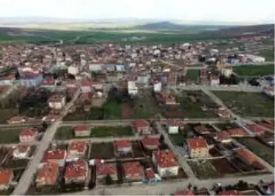 - Afyon'un 30 bin nüfuslu ilçesinde çok sıkı tedbirler alındı - Afyon'un 30 bin nüfuslu ilçesinde çok sıkı tedbirler alındı