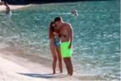 Alanya'da, deniz keyfi kasım ayında da sürüyor Alanya'da, deniz keyfi kasım ayında da sürüyor
