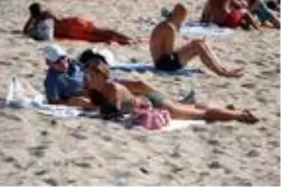 Alanya'da, deniz keyfi kasım ayında da sürüyor Alanya'da, deniz keyfi kasım ayında da sürüyor
