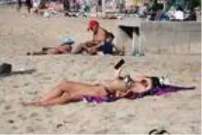 Alanya'da, deniz keyfi kasım ayında da sürüyor Alanya'da, deniz keyfi kasım ayında da sürüyor