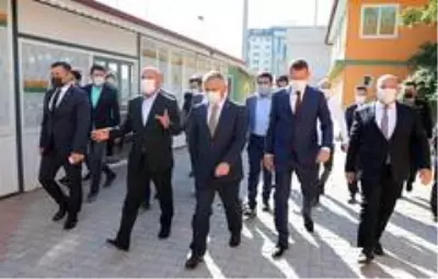 Antalya Valisi Yazıcı, Başkan Çavuşoğlu'nu kutladı Antalya Valisi Yazıcı, Başkan Çavuşoğlu'nu kutladı