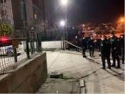 Son dakika haber... Arnavutköy'de silahlı saldırı: 2 yaralı Son dakika haber... Arnavutköy'de silahlı saldırı: 2 yaralı
