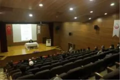 Başkan Kılıç personellerle istişare toplantısı yaptı Başkan Kılıç personellerle istişare toplantısı yaptı