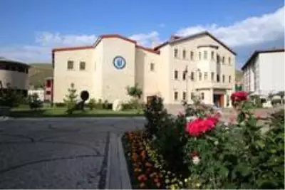 Bayburt Üniversitesi geliştirdiği 'Akademik Değerlendirme Sistemi' ile dijital değerlendirmeler yapıyor Bayburt Üniversitesi geliştirdiği 'Akademik Değerlendirme Sistemi' ile dijital değerlendirmeler yapıyor