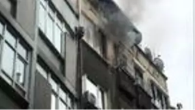 Son dakika! Beyoğlu'nda 5 katlı binada yangın paniği Son dakika! Beyoğlu'nda 5 katlı binada yangın paniği
